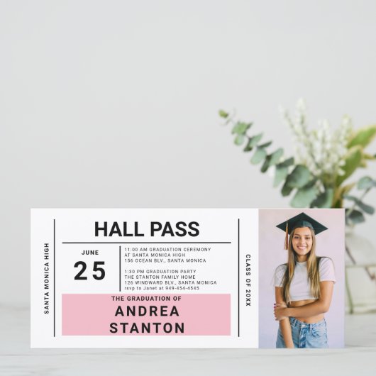 Hall Pass Grad Party Rosa Einladung (Stehend Vorderseite)