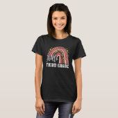 Hallo Dritte Klasse 3. Klasse Regenbogen-Leopard R T-Shirt (Vorne ganz)