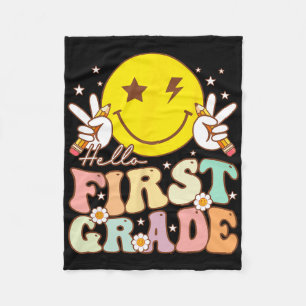 Hallo Erstklässler Hippie Smile Gesicht 1. Klasse Fleecedecke