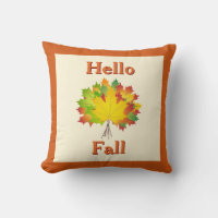 Hallo Fall Bauernhaus mit bunten Herbstblättern