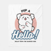 Hallo! - Happy White Dog Cartoon Design Fleecedecke (Vorderseite)