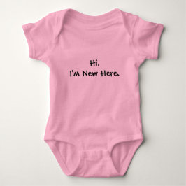 Hallo. Ich bin neu hier. Baby Strampler