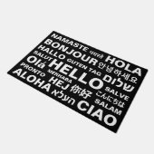 Hallo in verschiedenen Sprachen Schwarz-weiß moder Fußmatte (Schrägansicht)