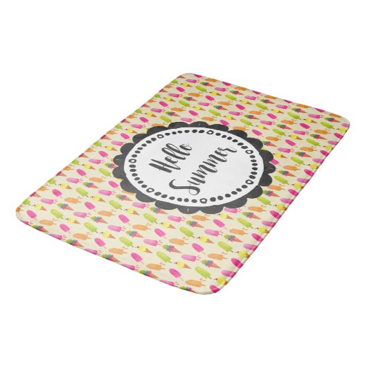 Hallo Sommer Popsicles und Ice Creme Badematte (Schrägansicht)