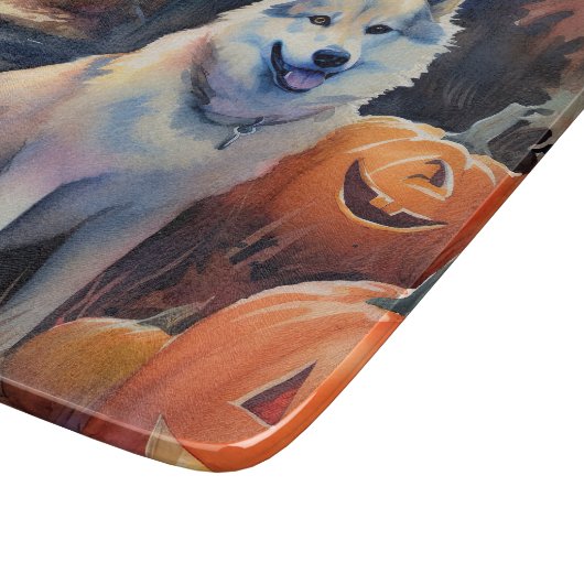 Halloween Alaskan Malamute mit Pumpkins Beängstige Schneidebrett (Ecke)