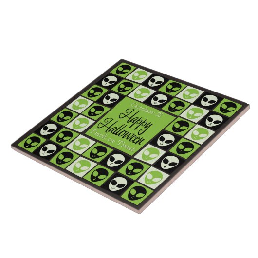 Halloween-Alien-Mosaik Fliese (Seite)