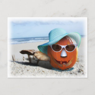 Halloween am Strand Postkarte