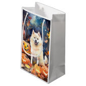 Halloween American Akita mit Pumpkins Beängstigend Kleine Geschenktüte (Rückseite Schrägansicht)