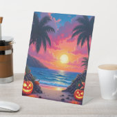 Halloween an einem tropischen Strand Sockelschild (In SItu)