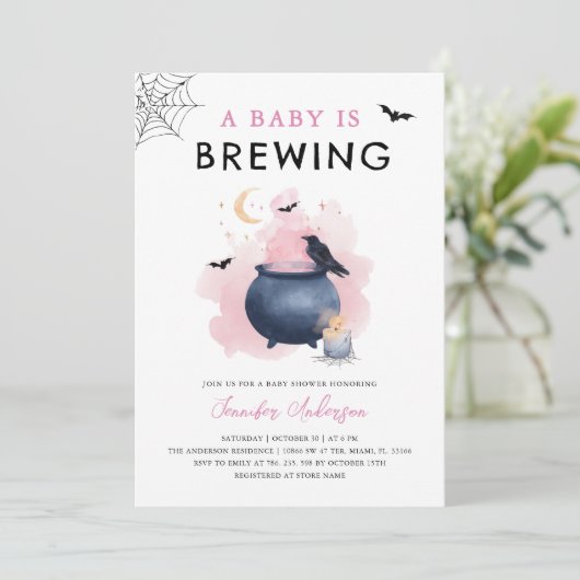 Halloween Baby Shower Ein Baby wird brauen Einladung (Stehend Vorderseite)