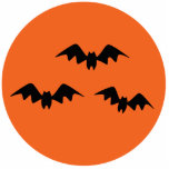 Halloween Bats<br><div class="desc">Schwarze Fledermäuse fliegen vor einem orangen Vollmond für ein beängstigendes Halloween.</div>