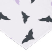 Halloween Bats Tableclout Tischdecke (Schrägansicht)