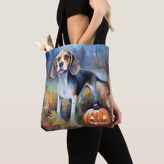 Halloween-Beagle mit Pumpkins Beängstigend Tasche (Von Nahem)