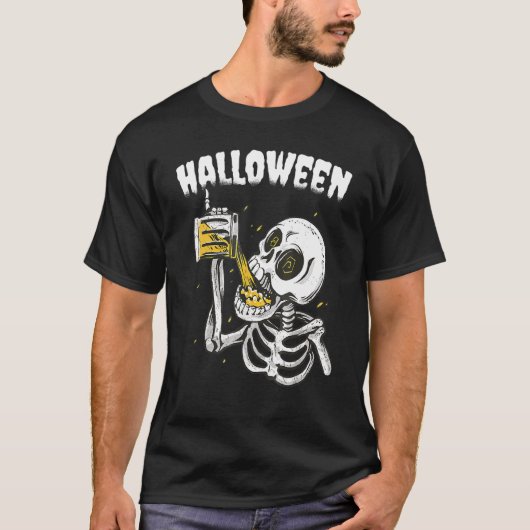Halloween Beer Drinking Skeleton T-Shirt (Vorderseite)