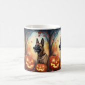 Halloween Belgisch Malinoi mit Pumpkins Beängstige Kaffeetasse (Mittel)