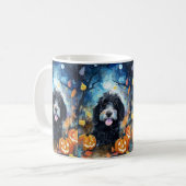 Halloween Bernedoodle mit Pumpkins Beängstigend Kaffeetasse (Vorderseite Links)