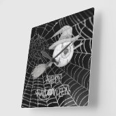 Halloween-Besen, beängstigender Augapfel, Spinnenn Quadratische Wanduhr (Winkel)