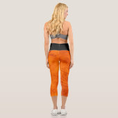 Halloween-Betonwand und schwarz Capri Leggings (Rückseite)