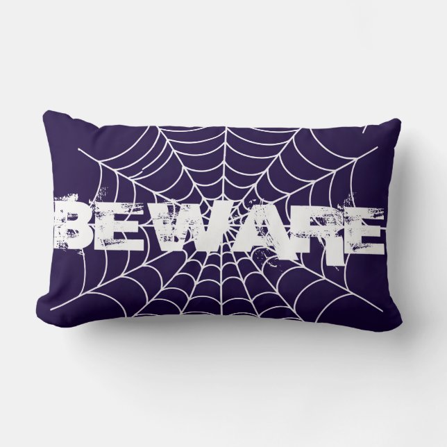 Halloween Beware Lumbar Pillow Lendenkissen (Vorderseite)