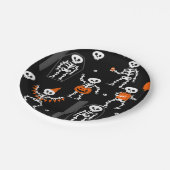 halloween birthday party skeleton coffin skull pappteller (Schrägansicht)