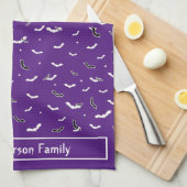 Halloween Black and White Flying Bats Muster Geschirrtuch (Viertel Falte)