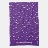 Halloween Black and White Flying Bats Muster Geschirrtuch (Vertikal)