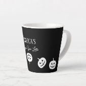 Halloween Black and White Pumpkin Spice Latte Tass Milchtasse (Rechte Ecke)
