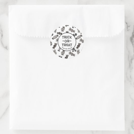 Halloween Black and White Trick oder Treat Runder Aufkleber (Tasche)