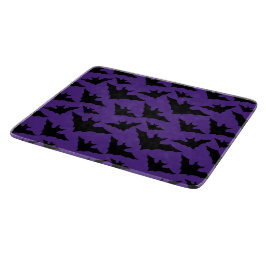 Halloween black bats purple cool spooky pattern schneidebrett