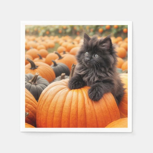 Halloween Black Kitten on a Pumpkin Serviette (Vorderseite)