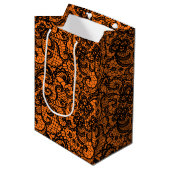 Halloween Black Lace auf Orange Mittlere Geschenktüte (Vorderseite Schrägansicht)