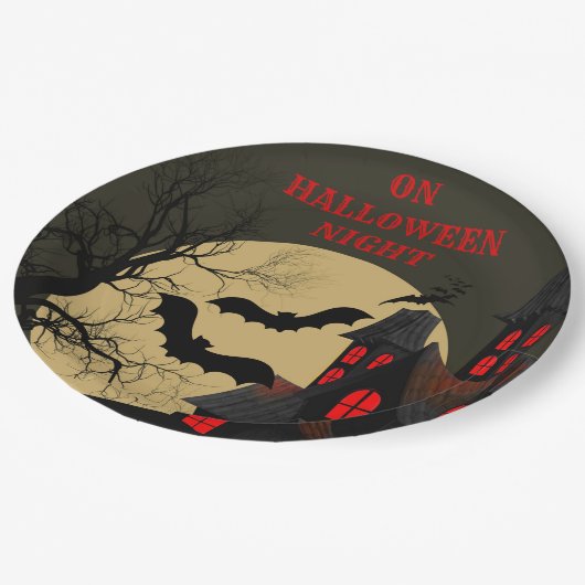 Halloween Black Red Spuk House Bat Full Moon Pappteller (Schrägansicht)