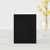 Halloween Black Skeleton Hand auf Angesagt Karte (Gelbe Blume)
