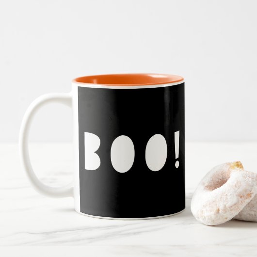 Halloween Boo Ghoful Spooky Orange Black Zweifarbige Tasse (Mit Donut)