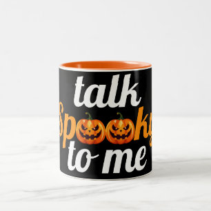Halloween Boo Pumpkin-Vortrag sprach mit mir Zweifarbige Tasse