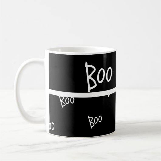 Halloween-boo-Typografie schwarz-weiß Kaffeetasse (Links)
