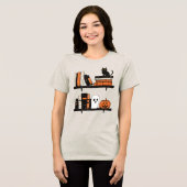 Halloween Books on Shelf Reading Enthusiast Tri-Blend Shirt (Vorderseite voll)