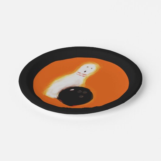 Halloween Bowling Party Pappteller (Schrägansicht)