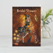 Halloween Bridal Dusche Einladung mit Hexe (Stehend Vorderseite)