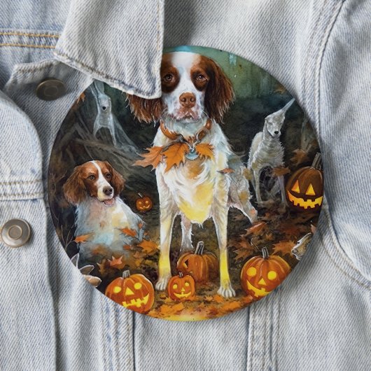 Halloween Brittany Spaniel mit Pumpkins Beängstige Button (Beispiel)