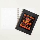 Halloween Candy Corn Königin Retro Vektor Design Planer (Anzeige)