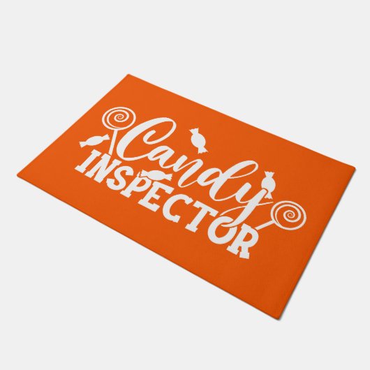 Halloween Candy Inspector Fußmatte (Schrägansicht)