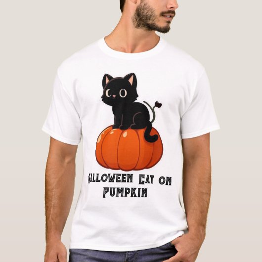 Halloween Cat on Pumpkin T-Shirt (Vorderseite)