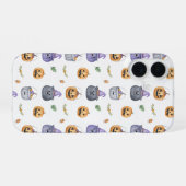 Halloween Cats and Pumpkins Pattern iPhone 16 Hülle (Rückseite (Horizontal))