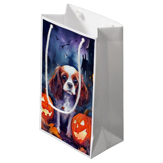 Halloween Cavalier King Charles Spaniel Pumpkins Kleine Geschenktüte (Vorderseite Schrägansicht)