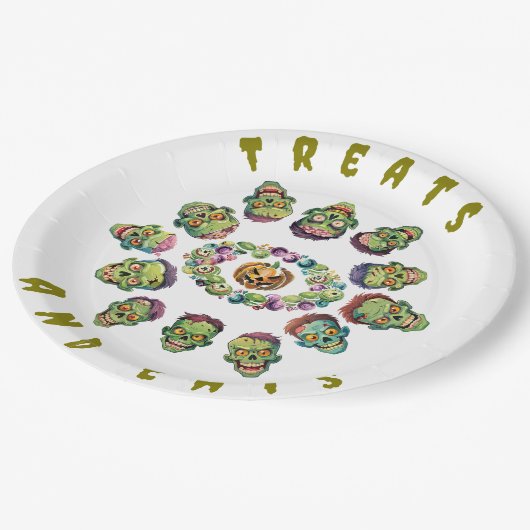 Halloween Circle of Zombies Pappteller (Schrägansicht)