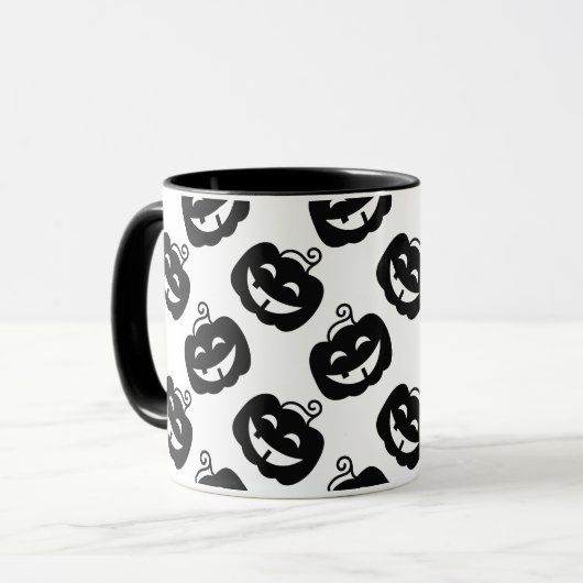 Halloween Coffee Tasse mit Spooky Pumpkin (Vorderseite Links)