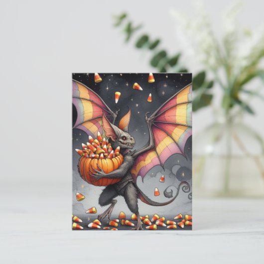 Halloween Creature With Candy Postkarte (Stehend Vorderseite)