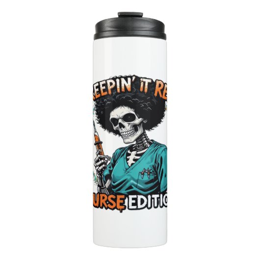 Halloween Creepin It Real! Nurse Edition Classic T Thermosbecher (Vorderseite)