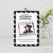 Halloween Custom Foto Geburtstagsparty Einladung (Stehend Vorderseite)